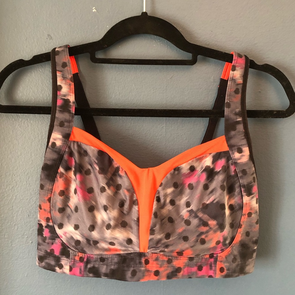 Lululemon Athletics TA TA Tamer Sports Bra Windy Blooms Print Red 36DD